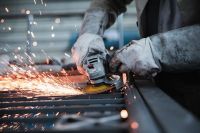 Il futuro &egrave; nella propriet&agrave; comune dei mezzi di produzione